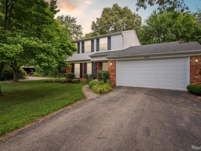 5374 Apple Hill Ct