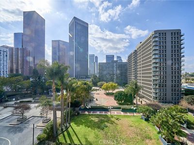 880 W 1st St APT 601