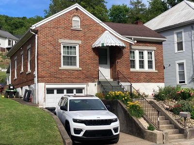 125 Cottage Ave