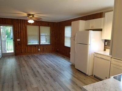 402 Pilot Ave