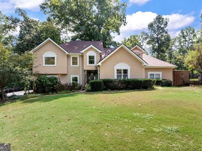 6319 Lakeview Dr