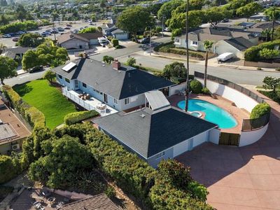 3410 Fairmont Dr