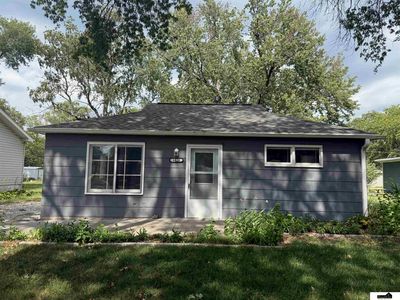 6824 Logan Ave