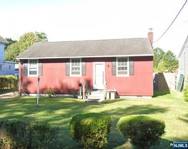 Property at 218B South St, Eatontown, NJ