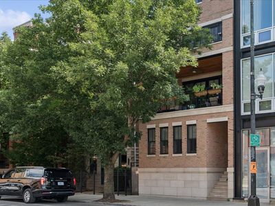 1923 N Damen Ave #Penthouse