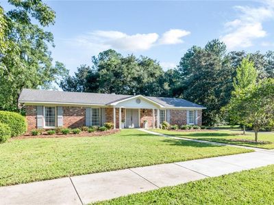3520 Springwood Dr E