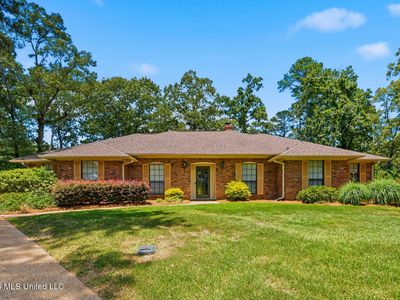 2 Sandway Dr