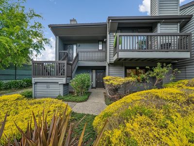 31 W Harbor Drive