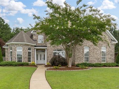 13885 Grand Pointe Blvd