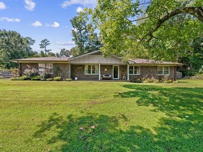 1301 Reeves Station Rd SW