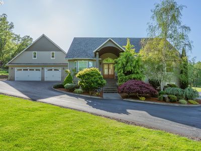 2700 Melrose Rd