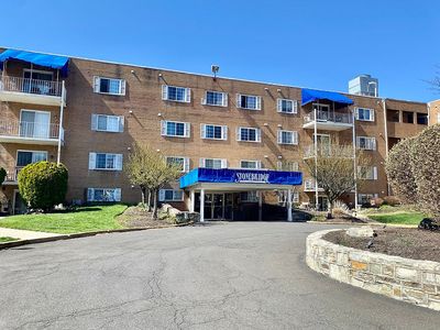 300 Byberry Rd APT L14