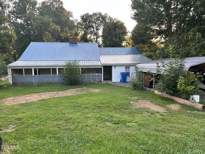 2164 Carolina Ave