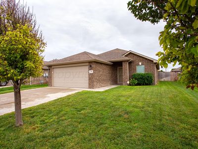 700 Elgin St