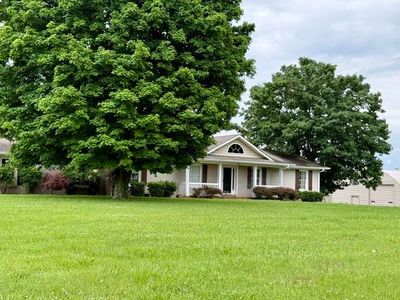 7212 Nashville Rd