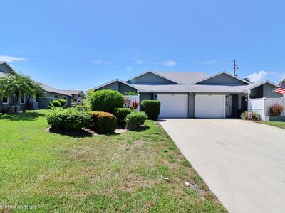 6676 SE Yorktown Drive