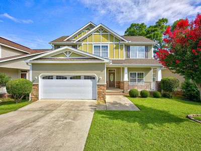 121 Huxley Ct