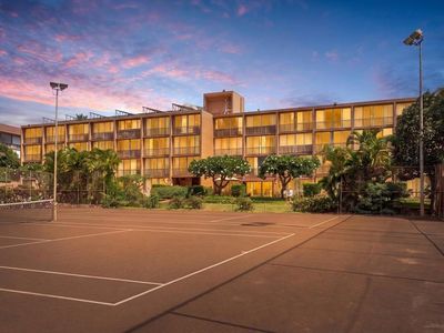 3660 Lower Honoapiilani Rd APT 401