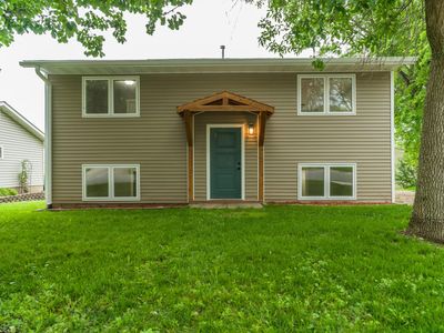 1208 Crestview Rd