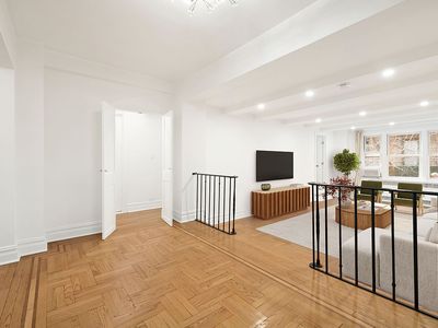 152 E 94th St APT 2J