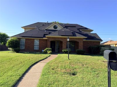 916 Manor Dr