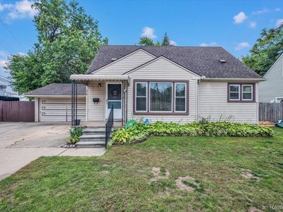 219 Adams Ct