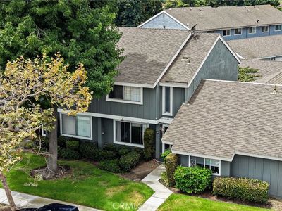 209 Fredricks Ave