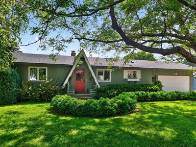 103 Lakeside Dr