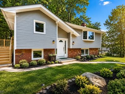 512 Lake Shore Dr