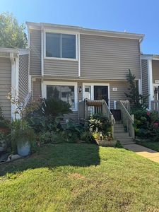 354 Shoreline Dr