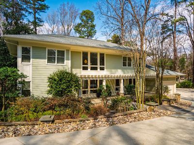 402 Westwood Dr