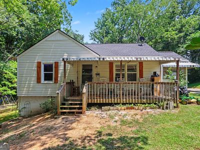 127 White St