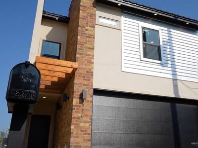Property at 920 S Bicentennial Blvd, McAllen, TX