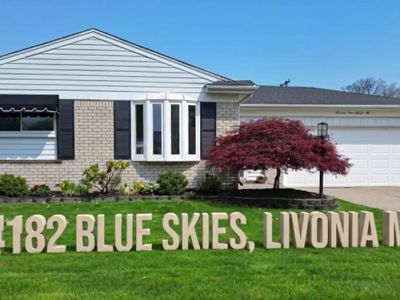 14182 Blue Skies St