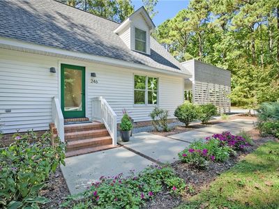 246 Laurel Farms Ln