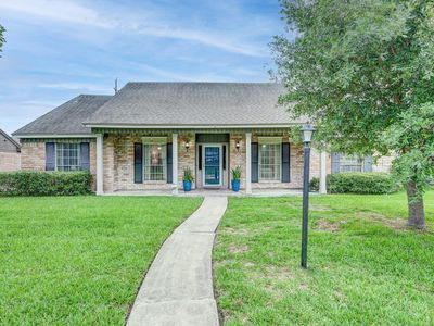 12906 Advance Dr