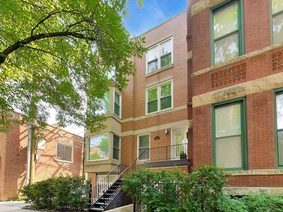 2545 N Racine Ave #1