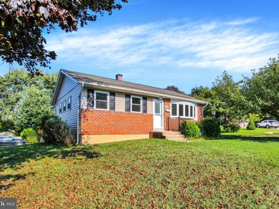 319 Stonecastle Ave