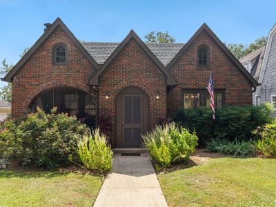 1419 Clermont Dr