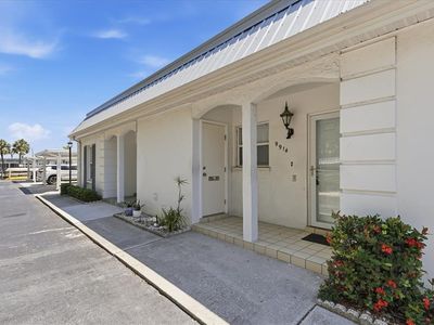 9914 Sebastian Ct