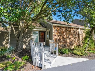 Property at 9870 Timbers Dr, Blue Ash, OH