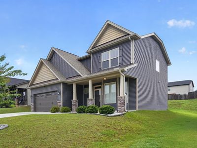 547 Chantry Ln