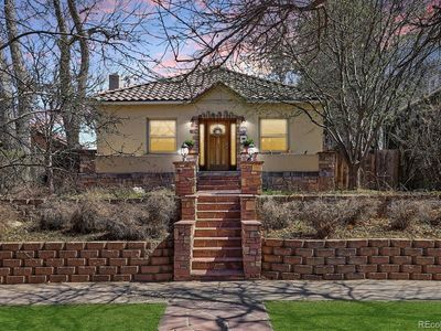 2266 Fairfax Street