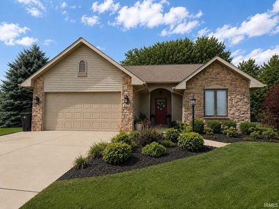 Property at 4117 E Oldfield Dr, Leesburg, IN