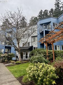 8720 SW Tualatin Rd APT 315