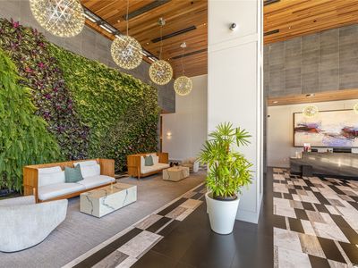 1108 Auahi St APT 2108