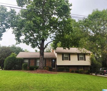 Property at 1138 8th Ave SW, Alabaster, AL
