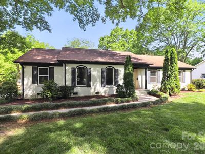 6632 Lancer Dr