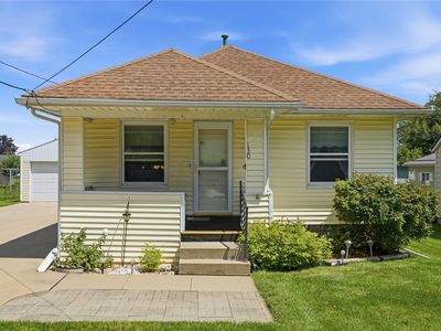 130 29th Ave SW
