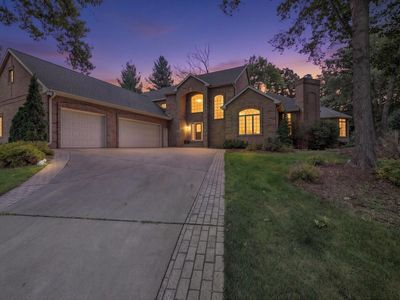 1935 E Telemark Cir